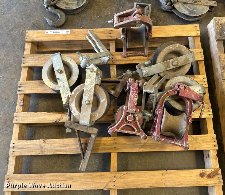 image for item MU9920 (2) pallets of cable rollers and snatch blocks