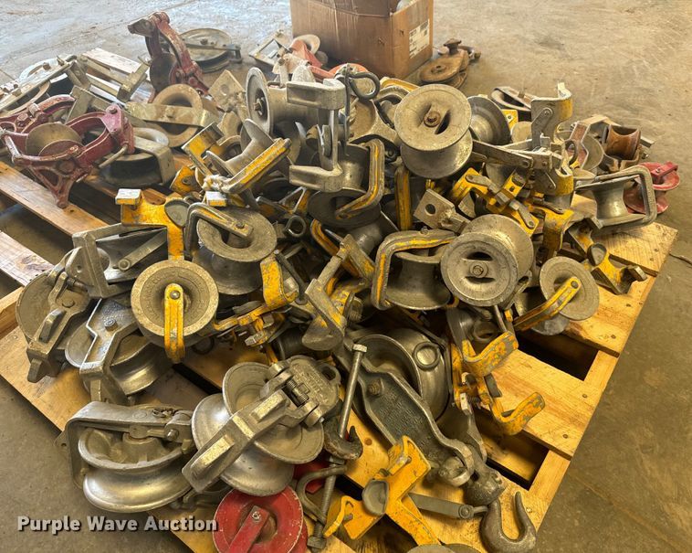 image for item MU9920 (2) pallets of cable rollers and snatch blocks