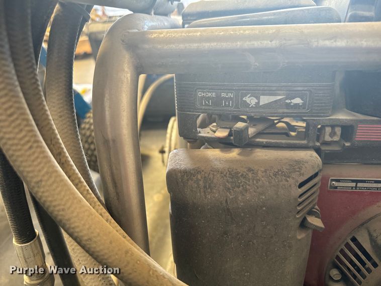 image for item MU9921 (2) Arnco fiber blowers