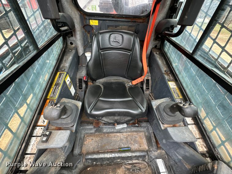 image for item ND9051 2020 John Deere 332G skid steer loader