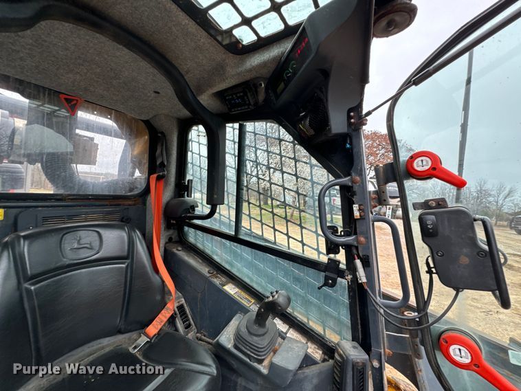 image for item ND9051 2020 John Deere 332G skid steer loader