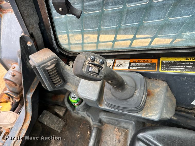 image for item ND9051 2020 John Deere 332G skid steer loader