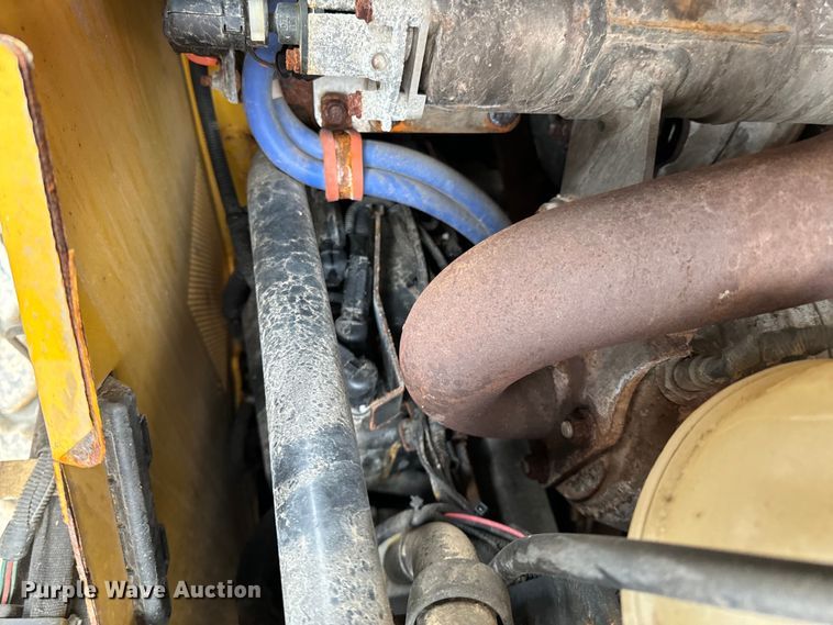 image for item ND9051 2020 John Deere 332G skid steer loader