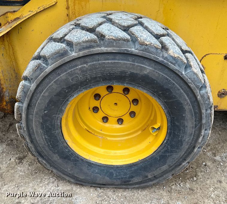 image for item ND9051 2020 John Deere 332G skid steer loader