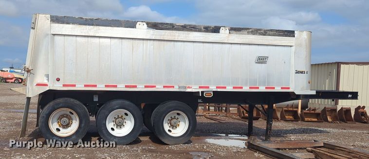 image for item NG9799 2017 East end dump trailer