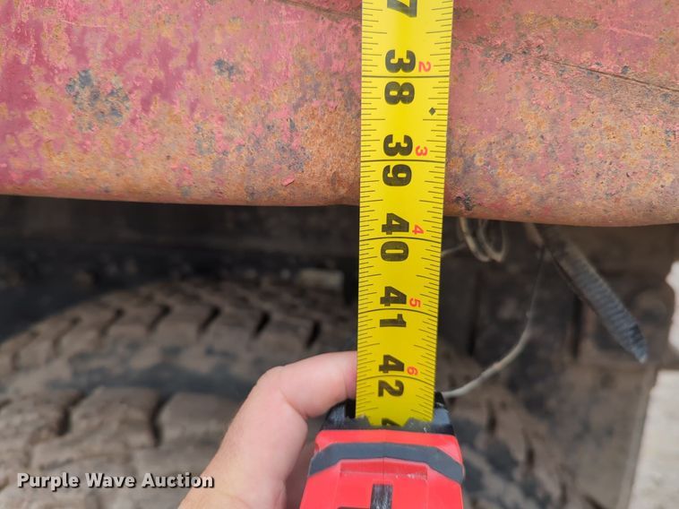 image for item NG9800 2004 Mack CH613 dump truck