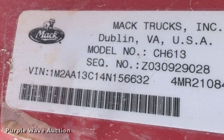 image for item NG9800 2004 Mack CH613 dump truck