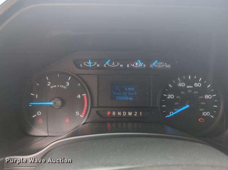 image for item NG9874 2017 Ford  F550 bucket truck