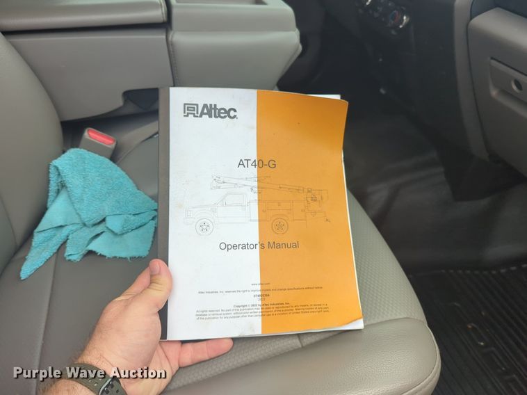 image for item NG9874 2017 Ford  F550 bucket truck