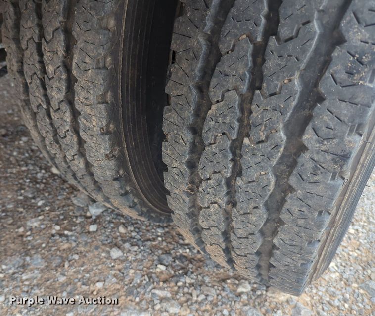 image for item NG9874 2017 Ford  F550 bucket truck