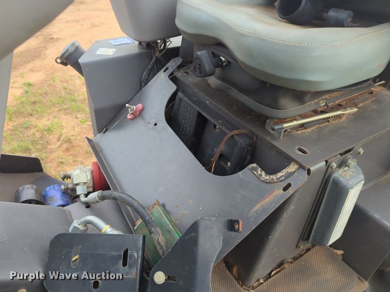 image for item NG9880 2010 Volvo SD25D single drum roller