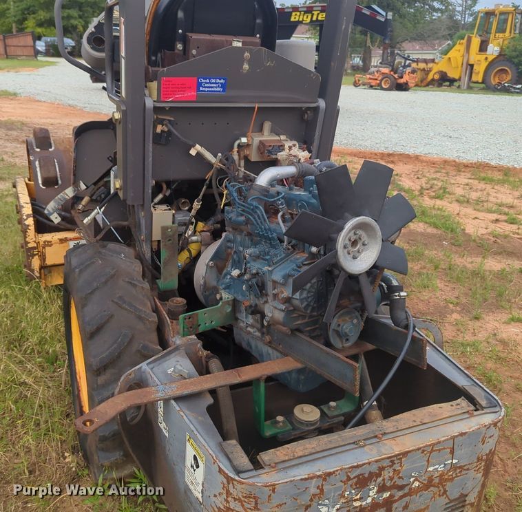 image for item NG9880 2010 Volvo SD25D single drum roller