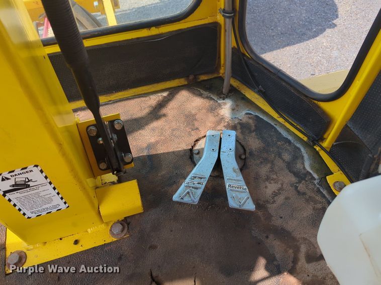 image for item NG9900 Super broom SM80J broom