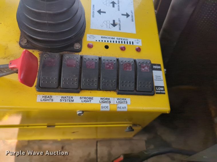 image for item NG9900 Super broom SM80J broom