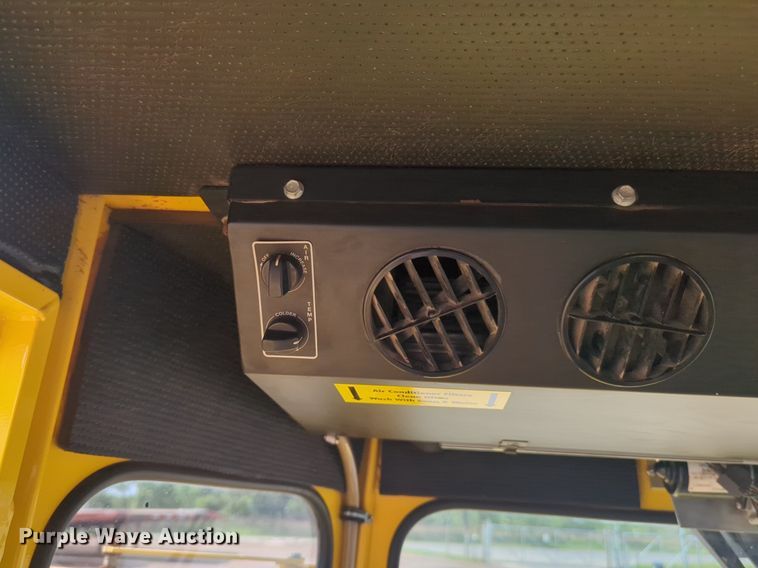 image for item NG9900 Super broom SM80J broom