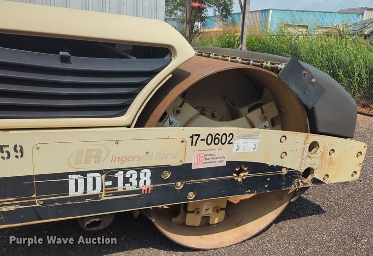image for item NG9902 Ingersoll Rand  DD-138HF double drum vibratory roller