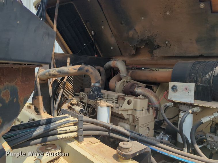 image for item NG9902 Ingersoll Rand  DD-138HF double drum vibratory roller