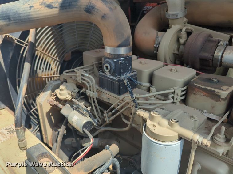 image for item NG9902 Ingersoll Rand  DD-138HF double drum vibratory roller