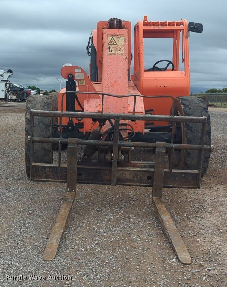image for item NG9903 2012 JLG SkyTrak  6042 telehandler