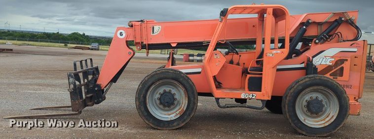 image for item NG9903 2012 JLG SkyTrak  6042 telehandler
