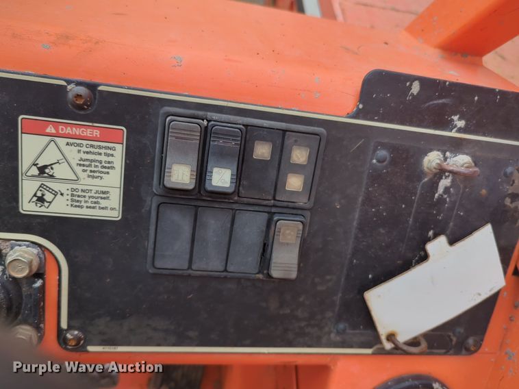 image for item NG9903 2012 JLG SkyTrak  6042 telehandler