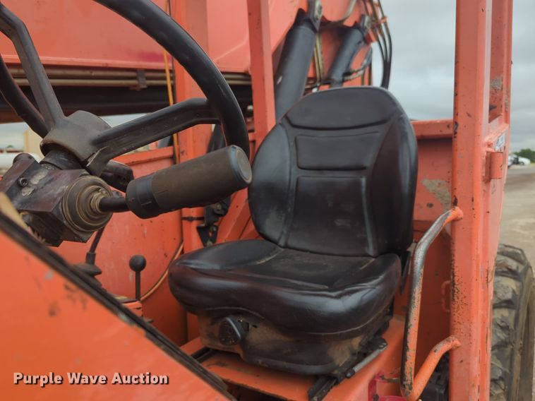 image for item NG9904 2005 JLG SkyTrak 6042 telehandler