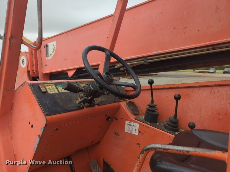 image for item NG9904 2005 JLG SkyTrak 6042 telehandler