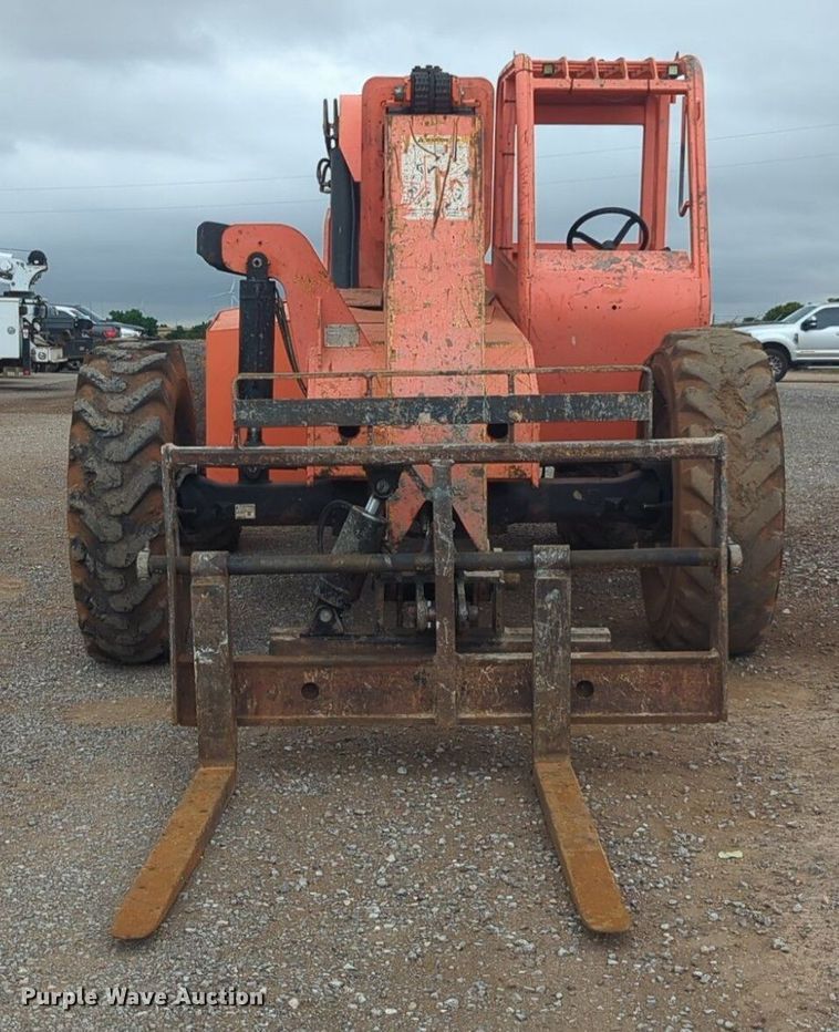 image for item NG9905 2005 JLG SkyTrak 6042 telehandler