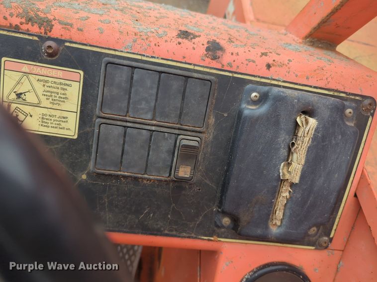 image for item NG9905 2005 JLG SkyTrak 6042 telehandler