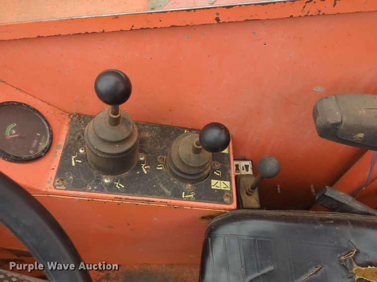 image for item NG9905 2005 JLG SkyTrak 6042 telehandler