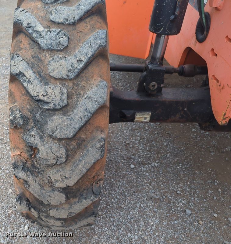 image for item NG9905 2005 JLG SkyTrak 6042 telehandler