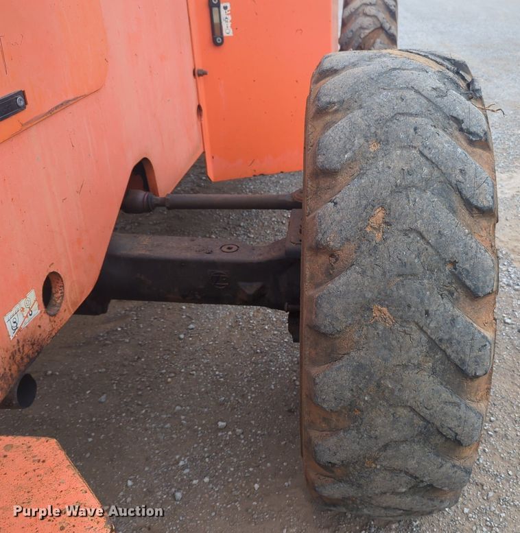 image for item NG9905 2005 JLG SkyTrak 6042 telehandler