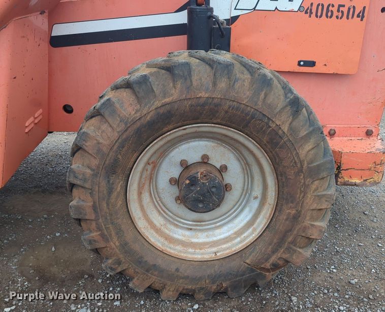 image for item NG9905 2005 JLG SkyTrak 6042 telehandler