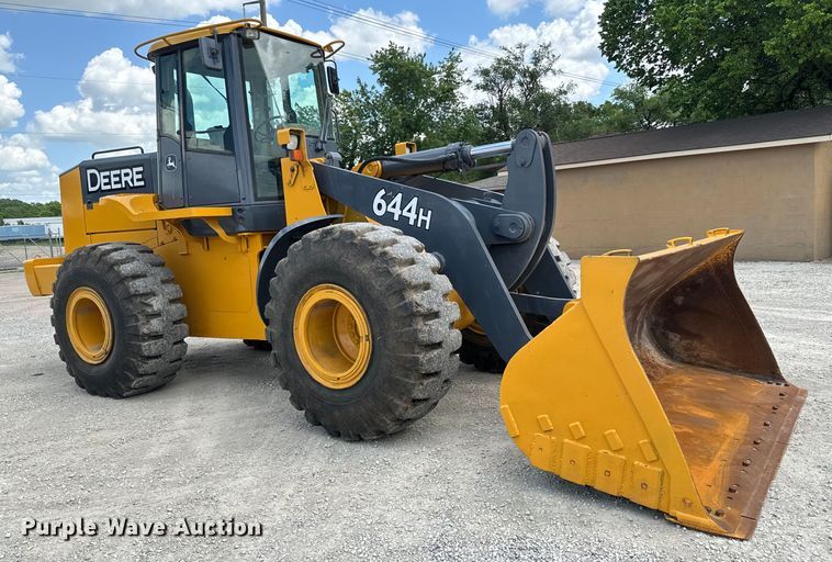 image for item NL9862 1998 John Deere 644H wheel loader