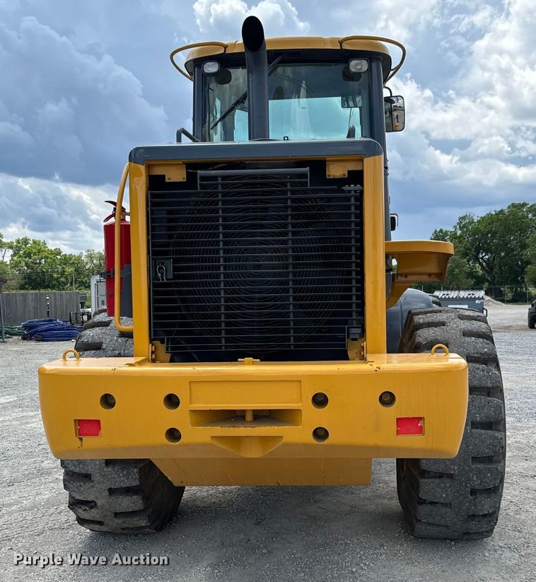 image for item NL9862 1998 John Deere 644H wheel loader