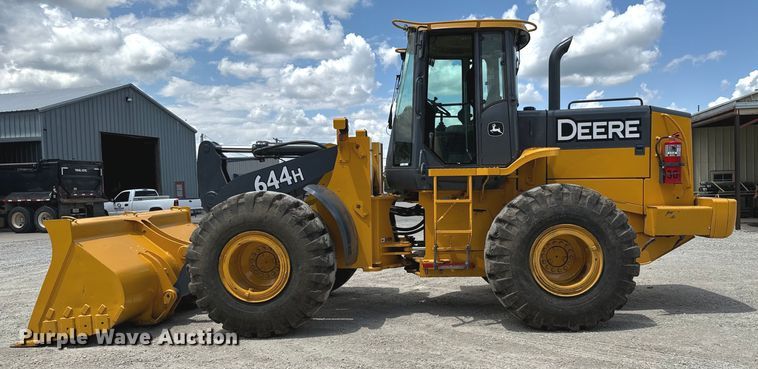 image for item NL9862 1998 John Deere 644H wheel loader