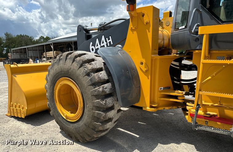 image for item NL9862 1998 John Deere 644H wheel loader