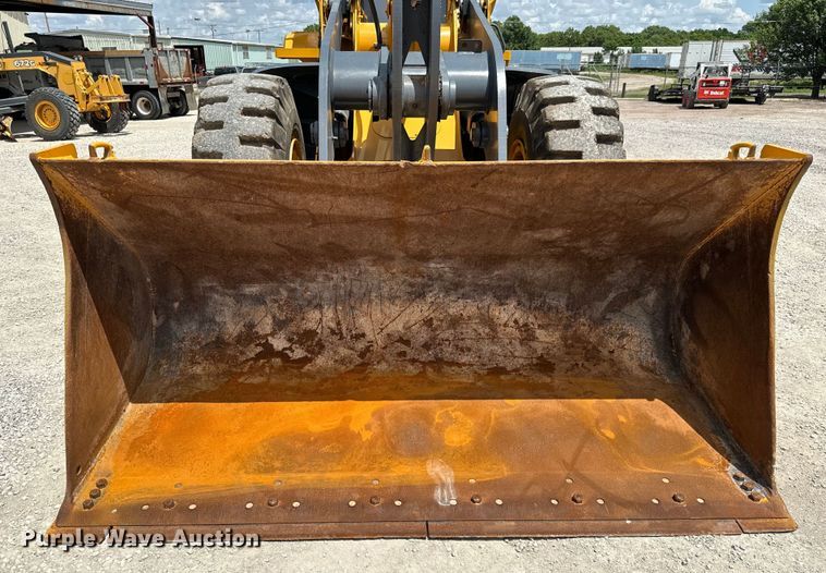 image for item NL9862 1998 John Deere 644H wheel loader