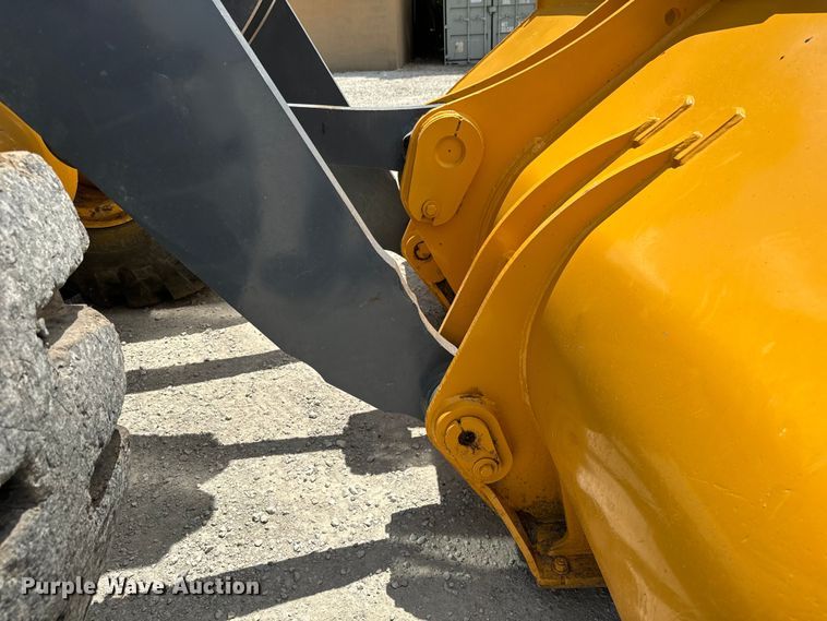 image for item NL9862 1998 John Deere 644H wheel loader