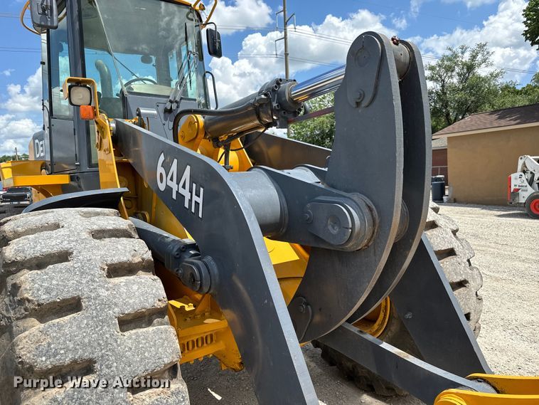 image for item NL9862 1998 John Deere 644H wheel loader