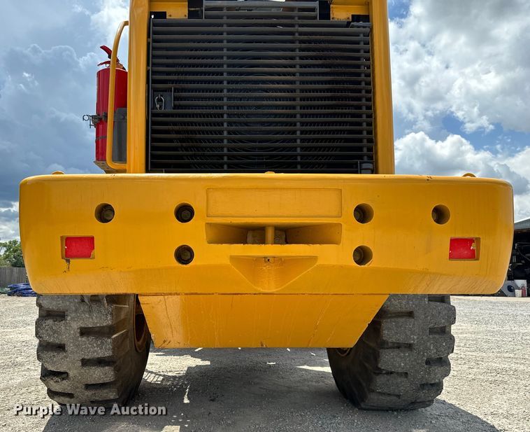 image for item NL9862 1998 John Deere 644H wheel loader