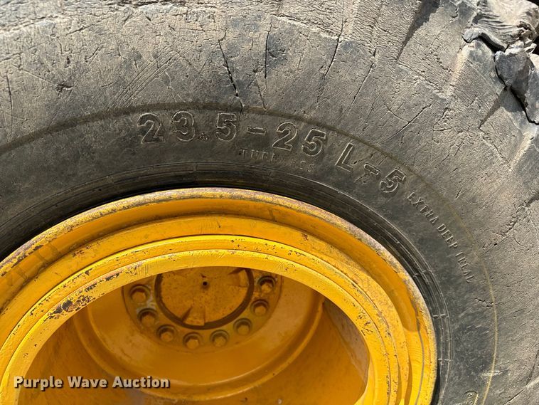 image for item NL9862 1998 John Deere 644H wheel loader