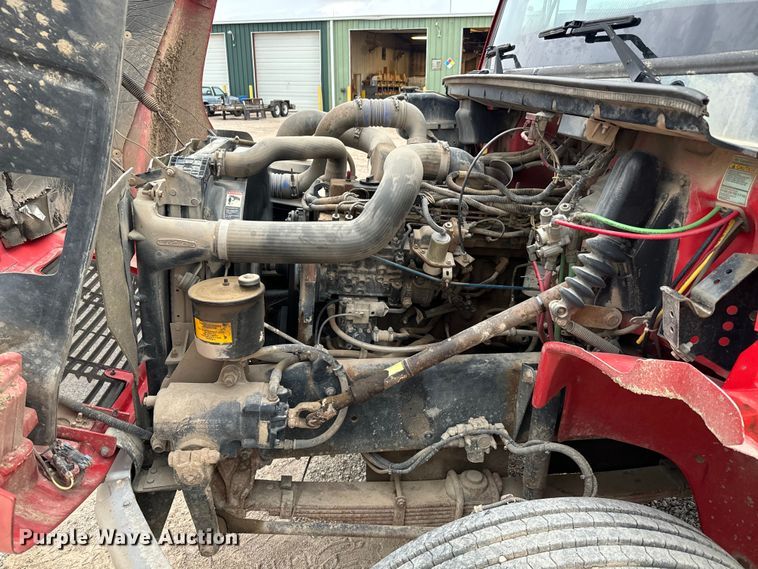 image for item NL9867 1997 Freightliner  FL80 flatbed truck