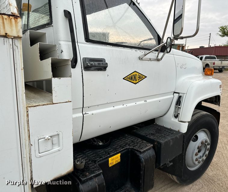 image for item NL9868 1993 Chevrolet  Kodiak C6500 utility / service truck with reel carrier