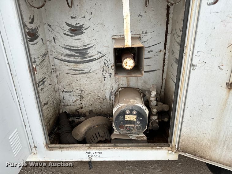 image for item NL9868 1993 Chevrolet  Kodiak C6500 utility / service truck with reel carrier