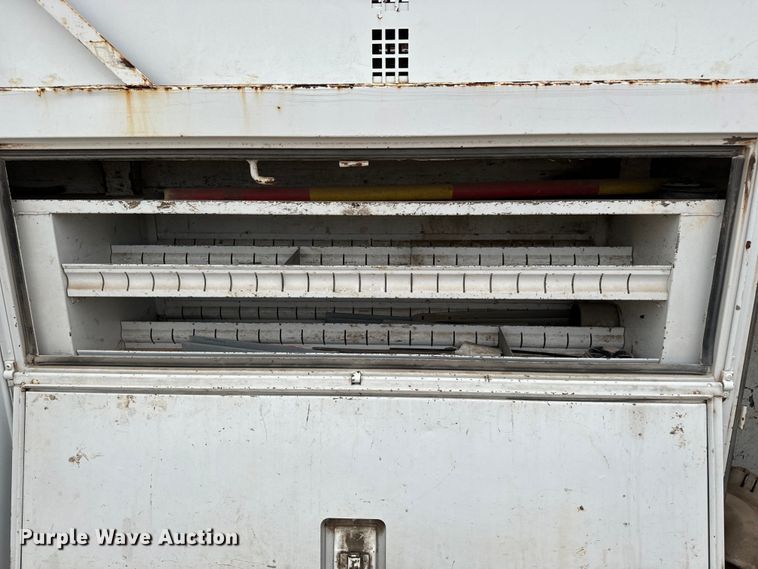 image for item NL9868 1993 Chevrolet  Kodiak C6500 utility / service truck with reel carrier