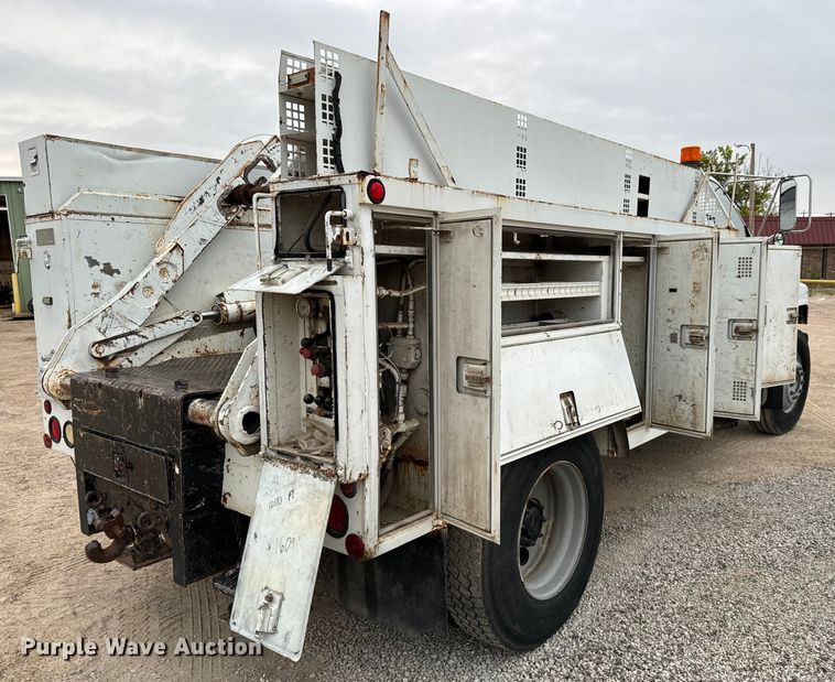 image for item NL9868 1993 Chevrolet  Kodiak C6500 utility / service truck with reel carrier