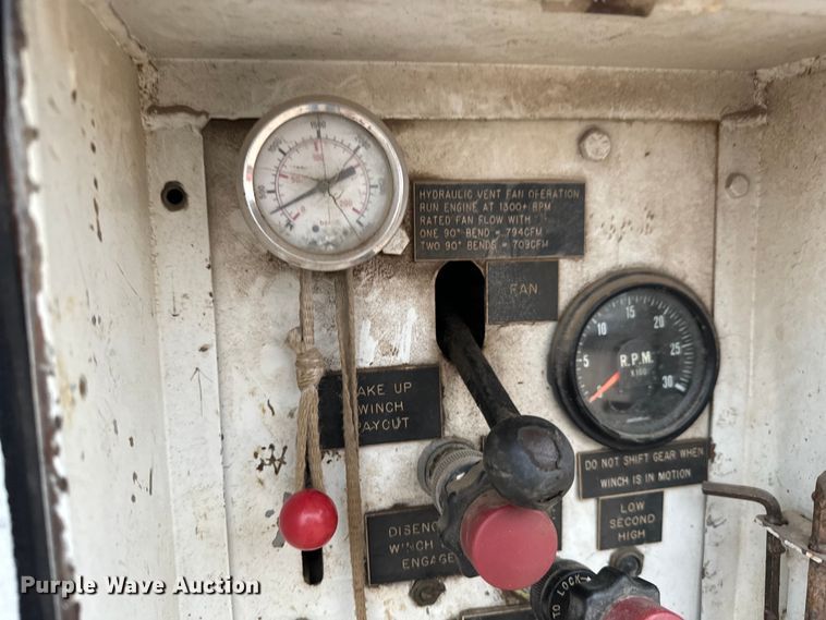 image for item NL9868 1993 Chevrolet  Kodiak C6500 utility / service truck with reel carrier