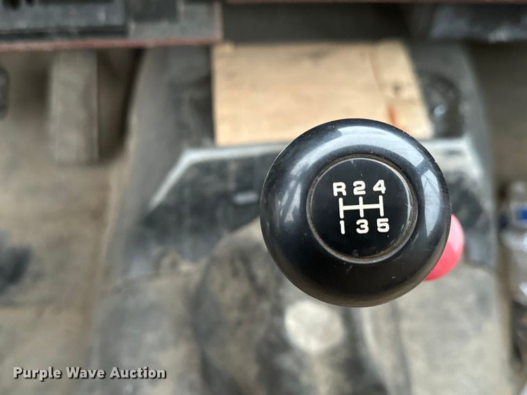 image for item NL9868 1993 Chevrolet  Kodiak C6500 utility / service truck with reel carrier