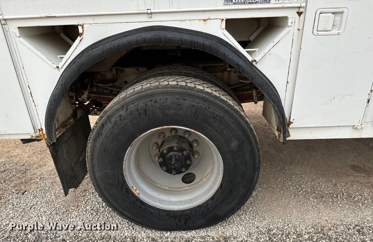 image for item NL9868 1993 Chevrolet  Kodiak C6500 utility / service truck with reel carrier